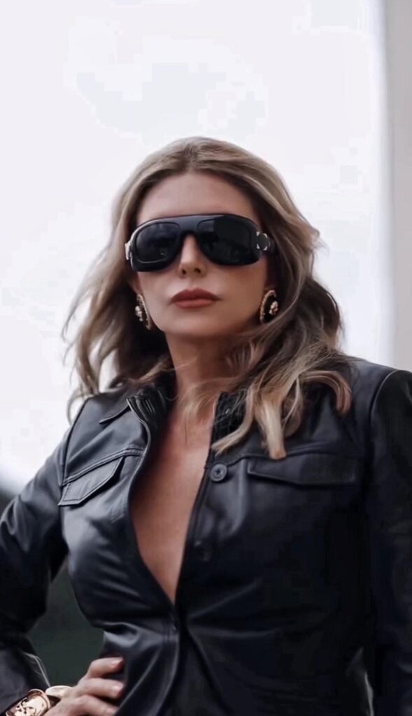 Maria padilha Ensaio para o livro Fernando Torquatto 30 anos.