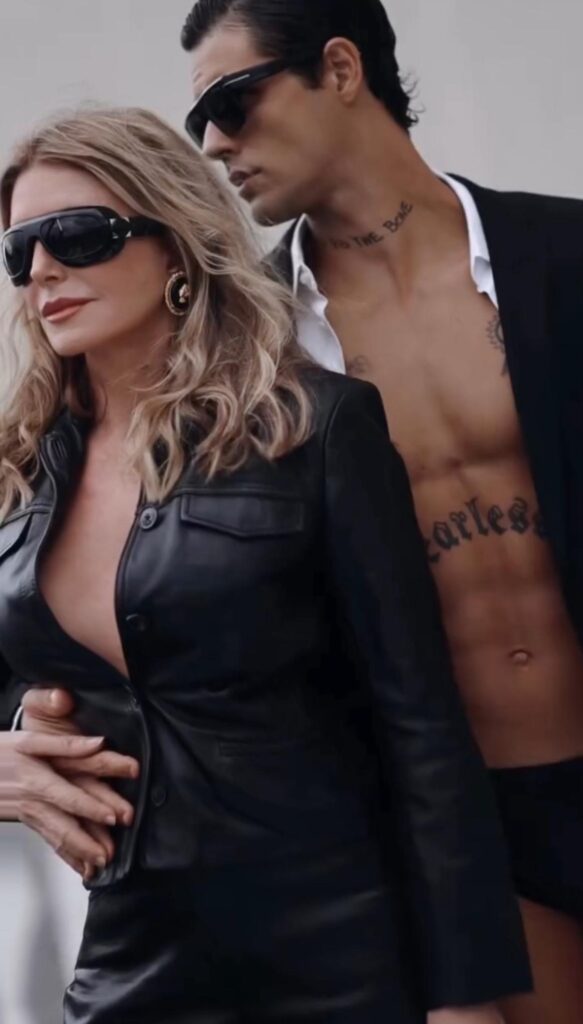 Maria padilha Ensaio para o livro Fernando Torquatto 30 anos.